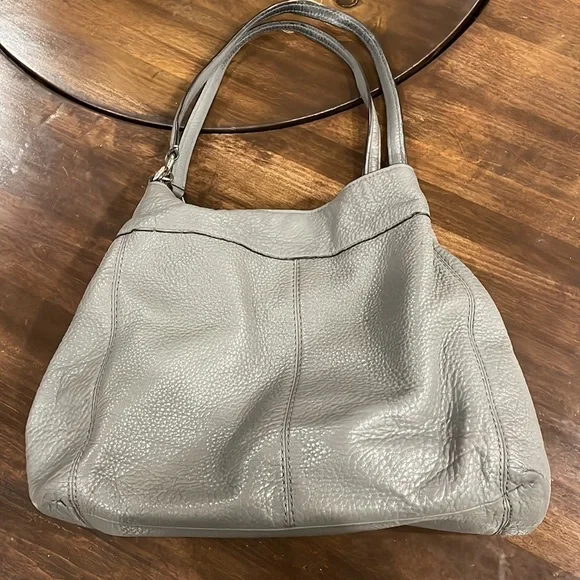 Coach Lexy Handbag - Picture 6 of 8